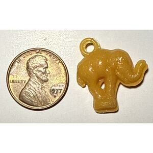 Vintage Elephant Cracker Jack Celluloid Charm 1A
